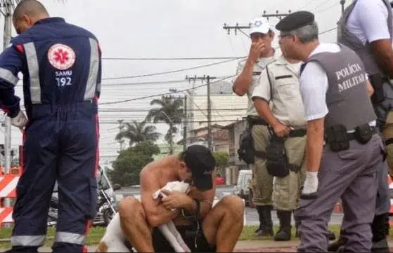 Rapaz disse que teve convulsão e acabou sufocando o animal. (Foto: Divulgação)