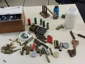 Munição e moldes foram apreendidos (Foto: UPAm Três Picos/Divulgação)