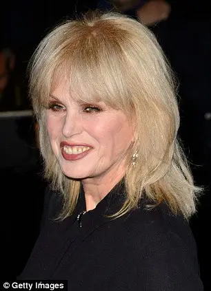 Joanna Lumley está entre as 22 mil pessoas que assinaram a petição. Foto: Daily Mail