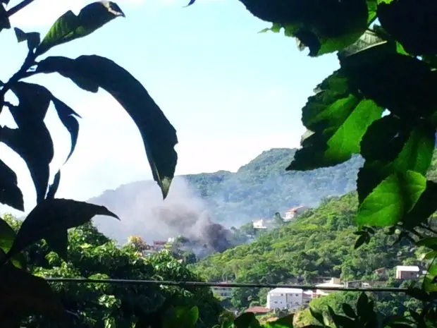 Incêndios destruíram residência no Bairro Saco Grande (Foto: Ricardo Ghisi Tobaldini/Divulgação)