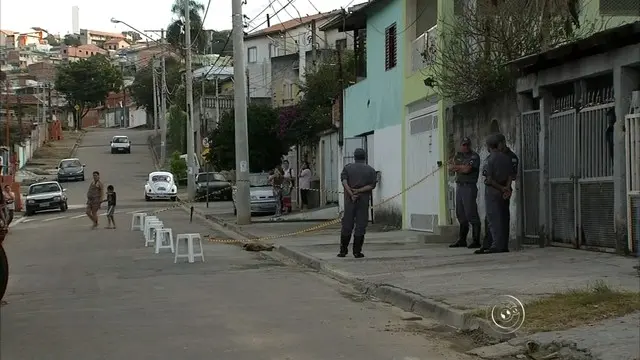 Cachorro morre depois de receber descarga elétrica de fio em Jundiaí (Foto: Reprodução/TV TEM)