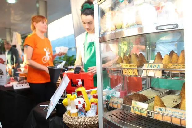 No bazar foi possível encontrar produtos que não levam queijo, leite, carne