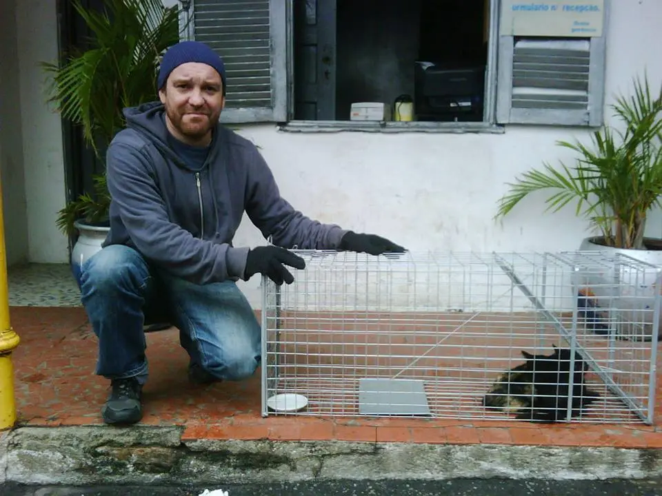 Eduardo com gatoeira. Foto: Divulgação